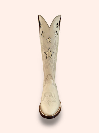 The Tulaestelar Boot